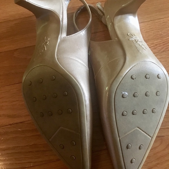 Life strides soft system heels - Picture 4 of 4